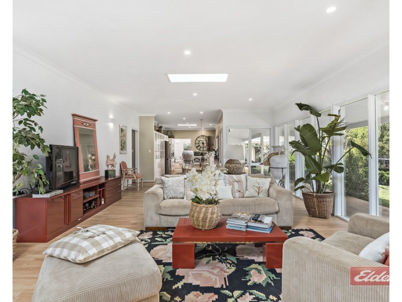795 BURRAGORANG ROAD, The Oaks NSW 2570