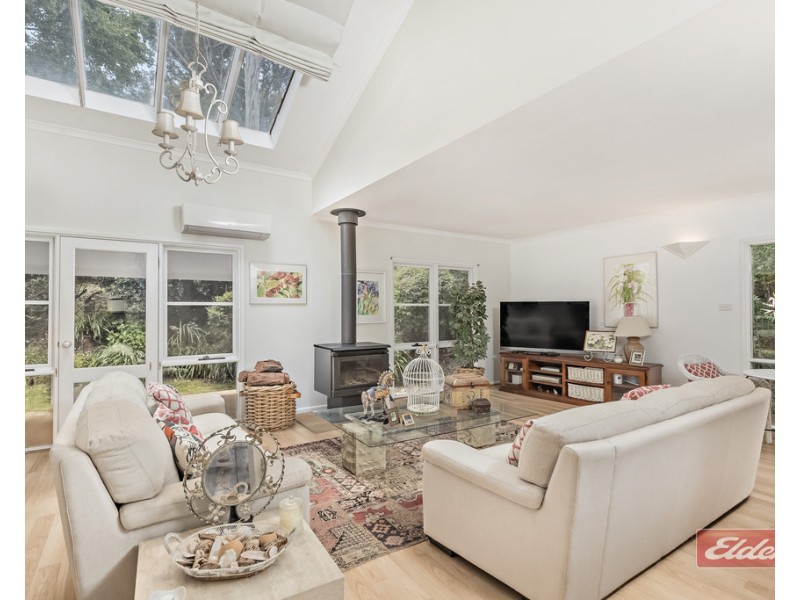 795 BURRAGORANG ROAD, The Oaks NSW 2570