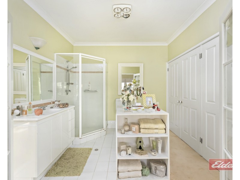 795 BURRAGORANG ROAD, The Oaks NSW 2570