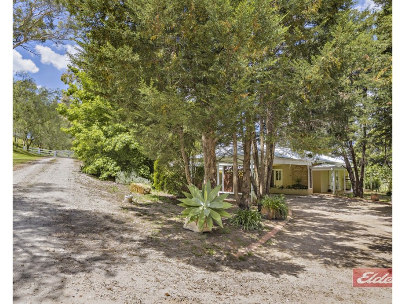 795 BURRAGORANG ROAD, The Oaks NSW 2570