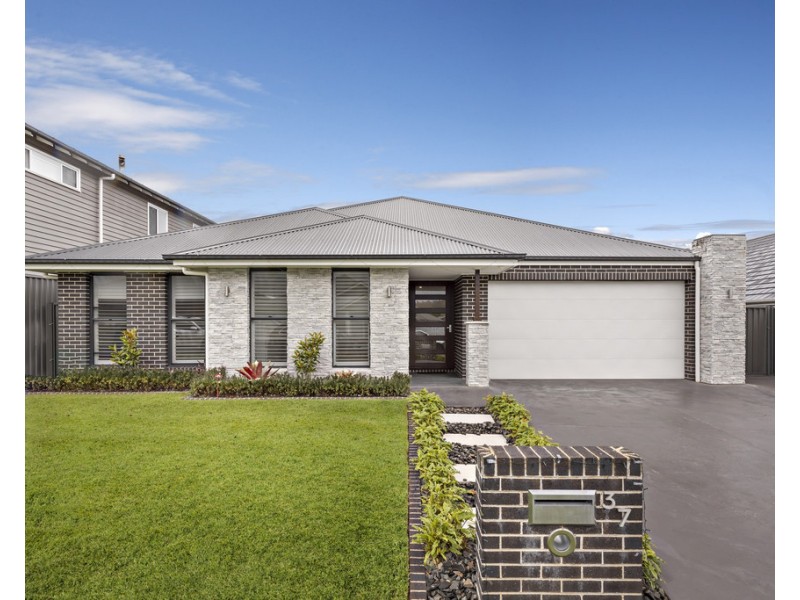 37 CHAROLAIS WAY, Picton NSW 2571