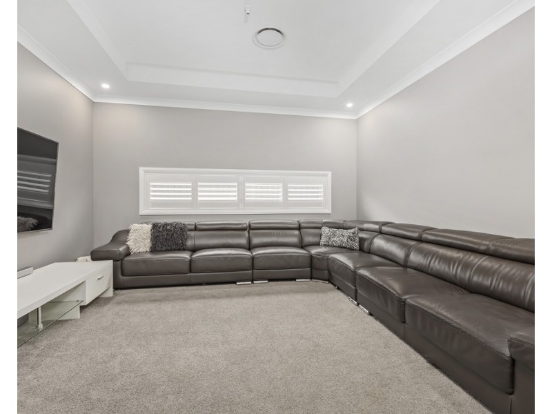 37 CHAROLAIS WAY, Picton NSW 2571