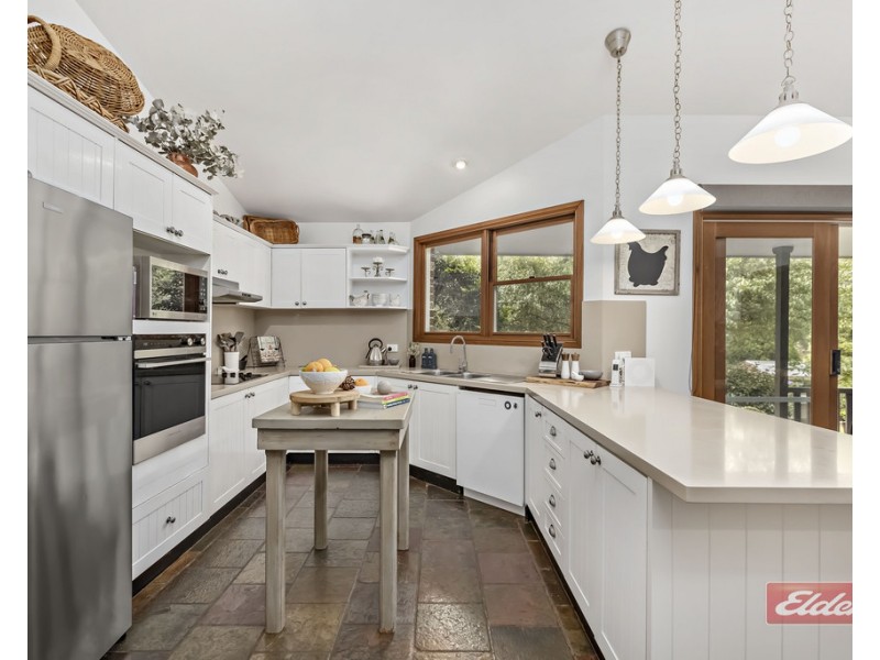 4 Natasha Place, Picton NSW 2571