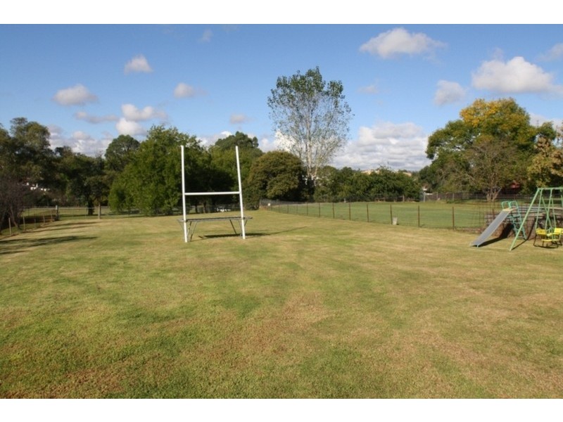 40 Hill Street, Picton NSW 2571