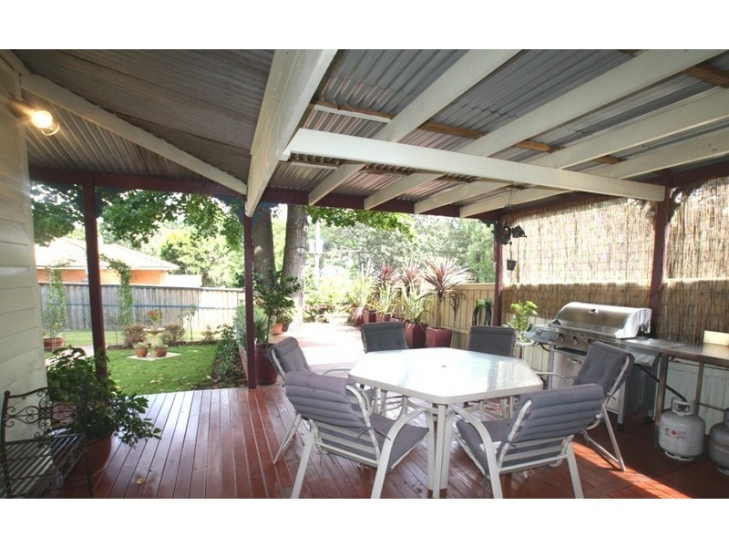 10 Campbell Street, Picton NSW 2571