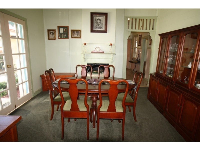 10 Campbell Street, Picton NSW 2571