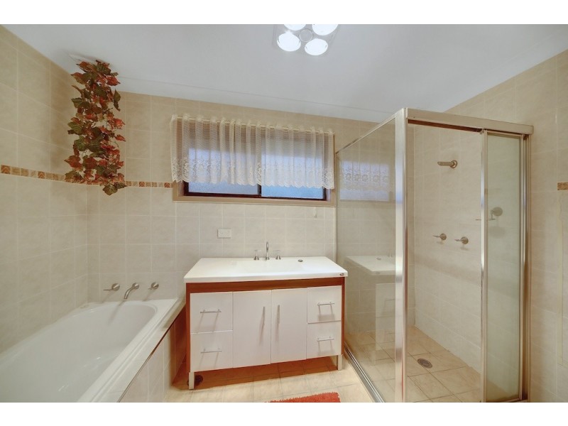 5 Tanya Place, Tahmoor NSW 2573