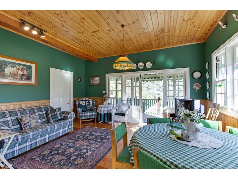 7 Campbell Street, Picton NSW 2571