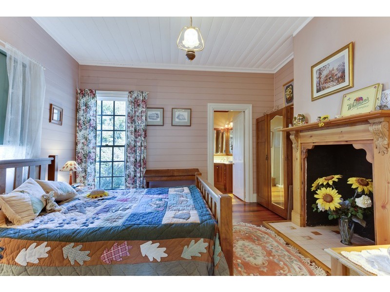 7 Campbell Street, Picton NSW 2571
