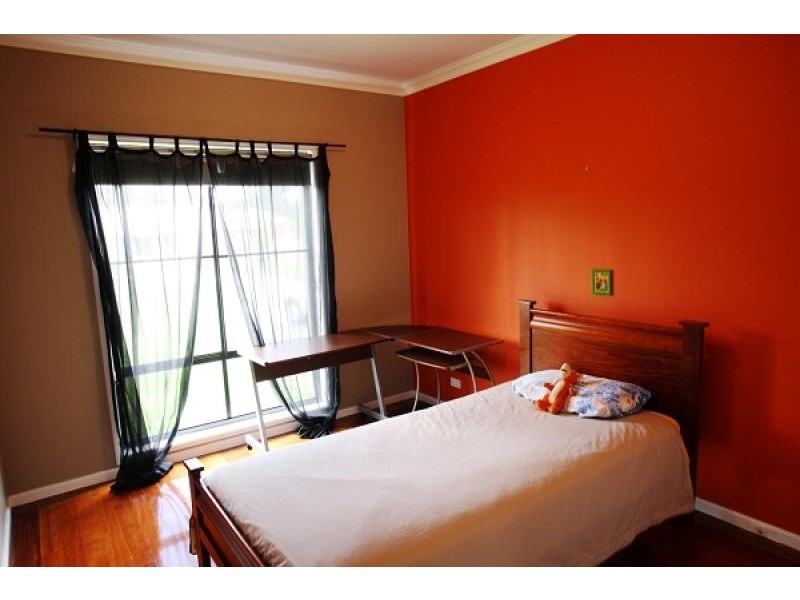 5 The Grange, Picton NSW 2571