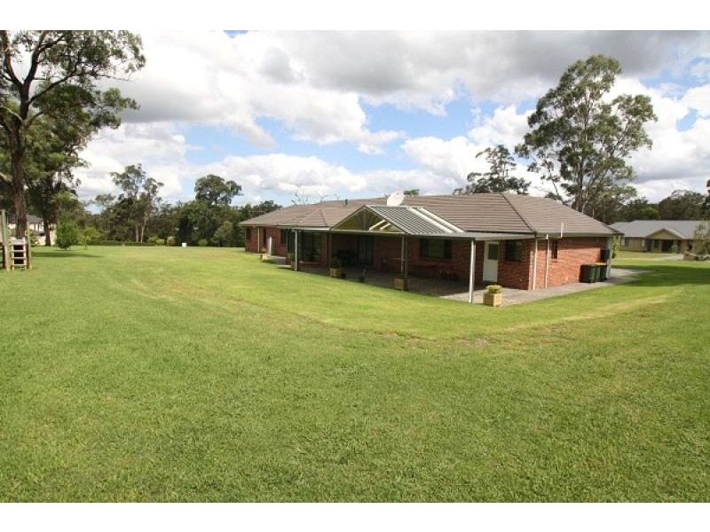 5 The Grange, Picton NSW 2571