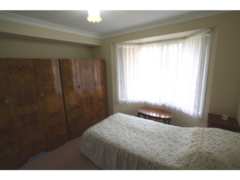 2 Madigan Grove, Thirlmere NSW 2572