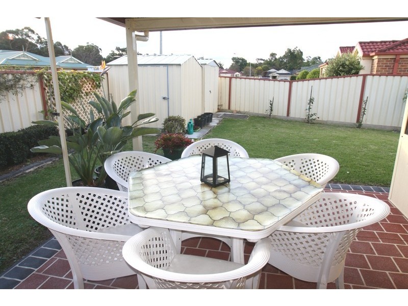 2 Madigan Grove, Thirlmere NSW 2572