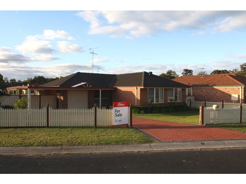 2 Madigan Grove, Thirlmere NSW 2572