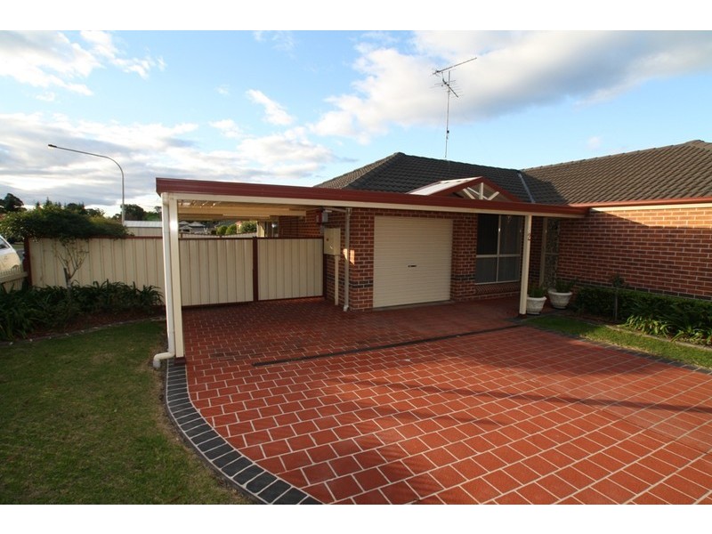 2 Madigan Grove, Thirlmere NSW 2572