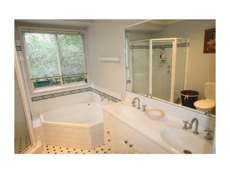 34 Jarvisfield Road, Picton NSW 2571