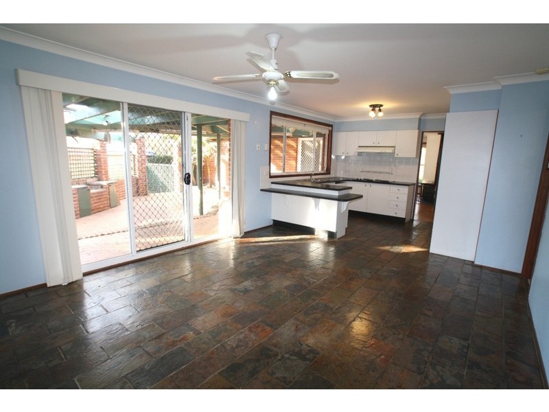 84 West Parade, Buxton NSW 2571