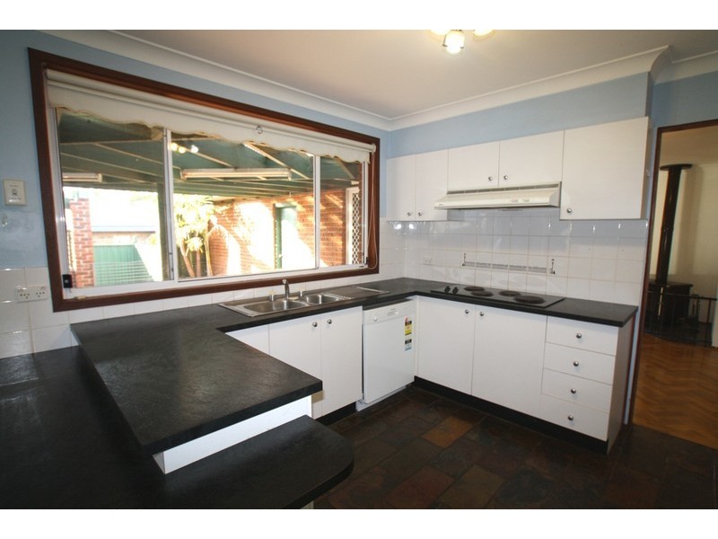 84 West Parade, Buxton NSW 2571