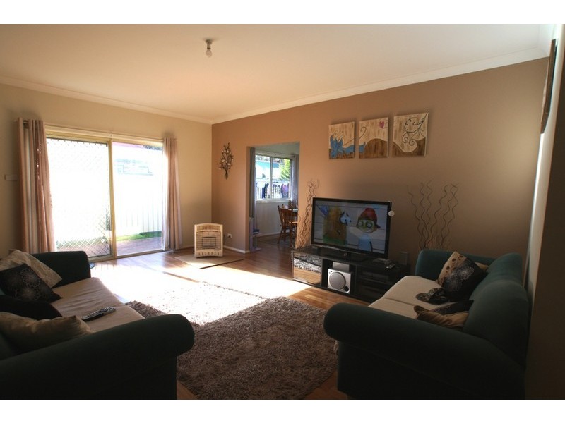 4 Station Street, Thirlmere NSW 2572