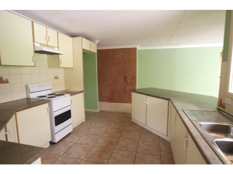 17a Fraser Street, Tahmoor NSW 2573