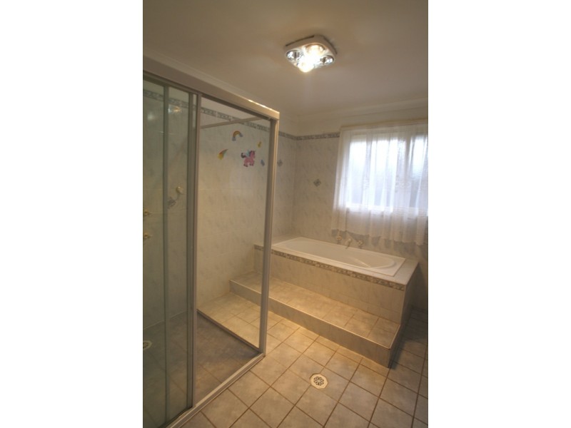 17a Fraser Street, Tahmoor NSW 2573