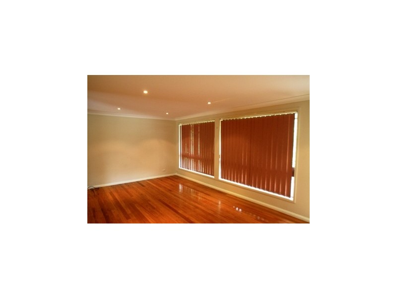 3 Middleton Place, Picton NSW 2571