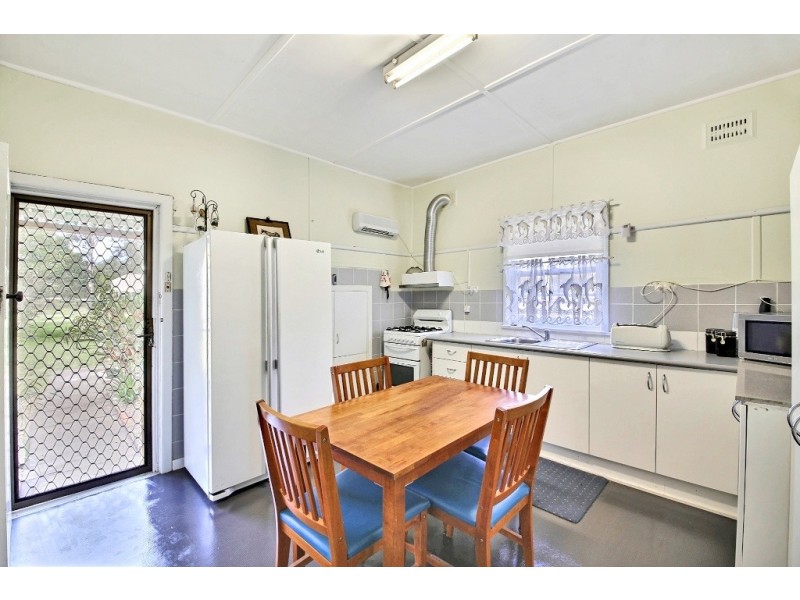 10 Rita Street, Thirlmere NSW 2572