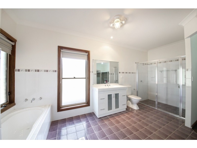 970 Menangle Rd, Douglas Park NSW 2569