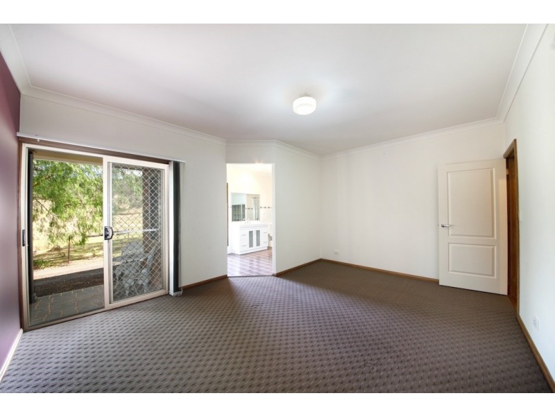 970 Menangle Rd, Douglas Park NSW 2569