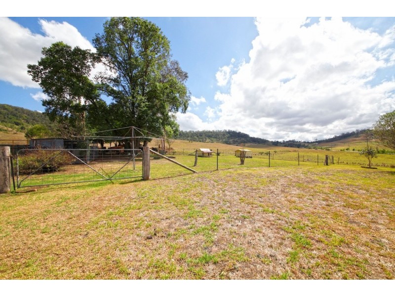 970 Menangle Rd, Douglas Park NSW 2569