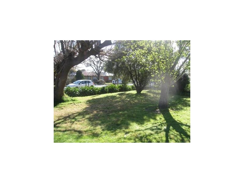 78 Thirlmere Way, Tahmoor NSW 2573