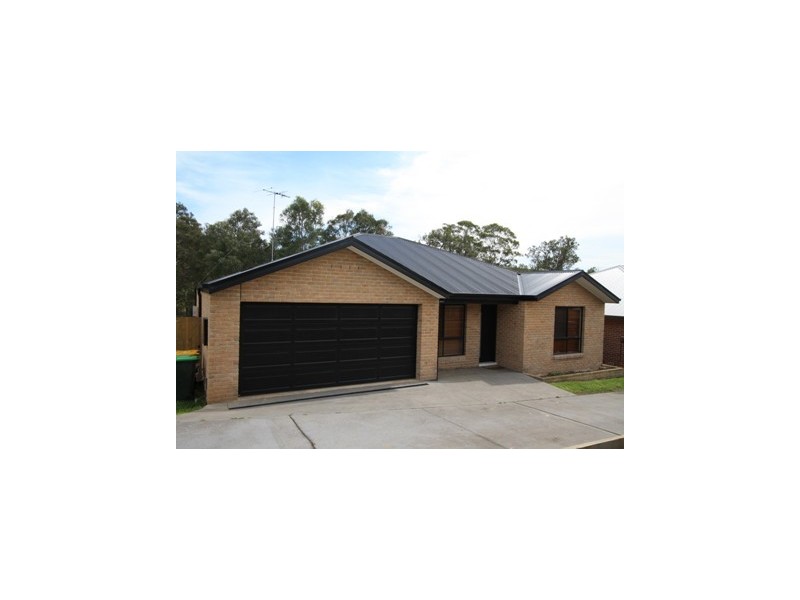 8 Tahmoor House Court, Tahmoor NSW 2573