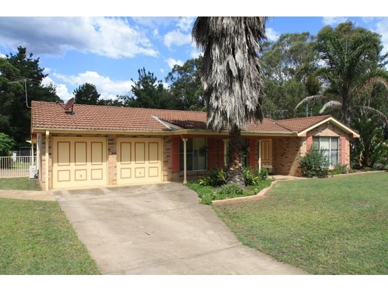 35 Jarvis Street, Thirlmere NSW 2572