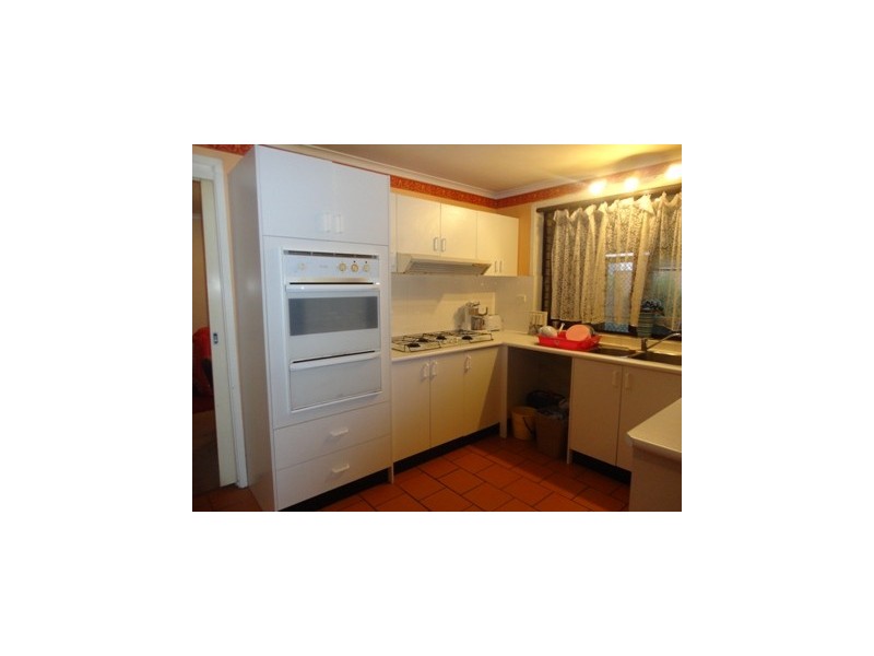 10 Hawthorne Road, Bargo NSW 2574