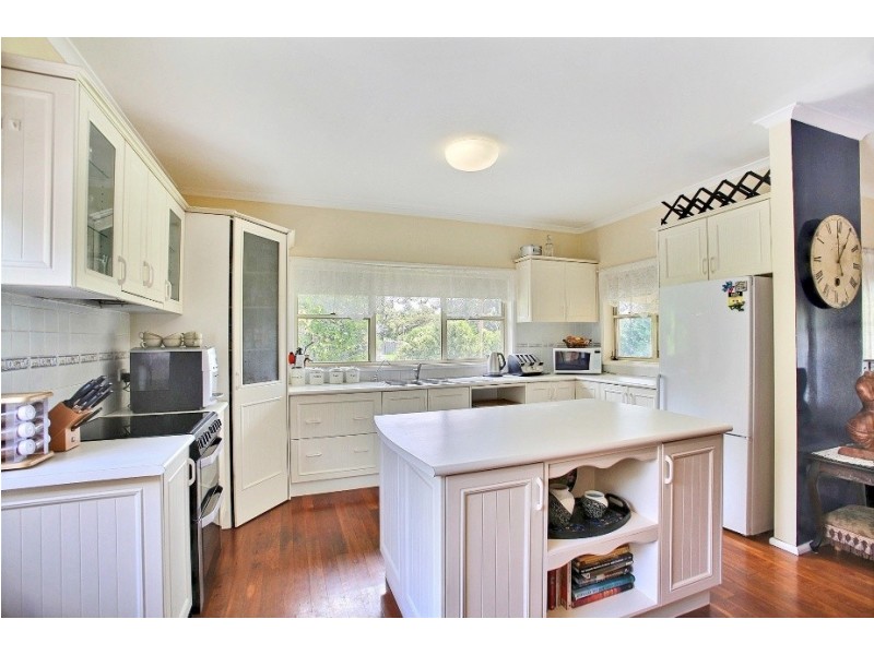 13 Coull Street, Picton NSW 2571