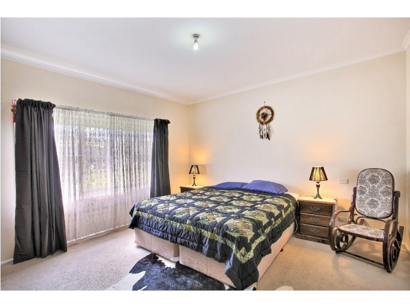 13 Coull Street, Picton NSW 2571