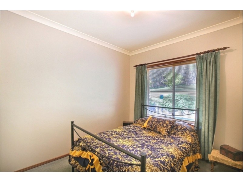 128 Bonds Road, Thirlmere NSW 2572