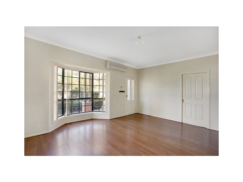 353 Argyle Street, Picton NSW 2571