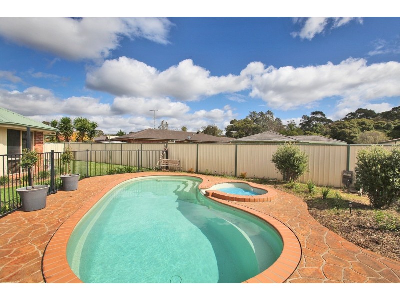 3 Madigan Grove, Thirlmere NSW 2572