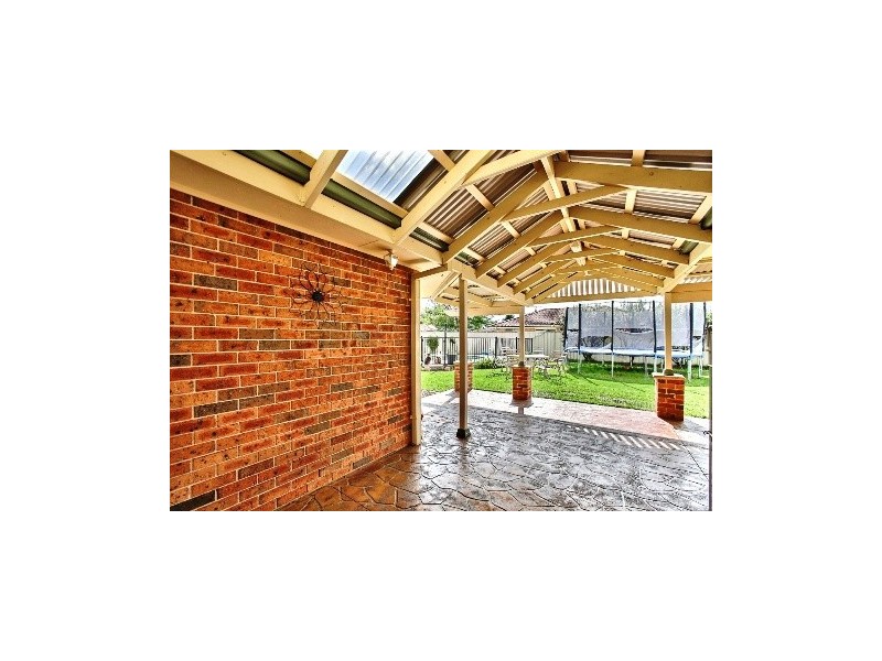 3 Madigan Grove, Thirlmere NSW 2572