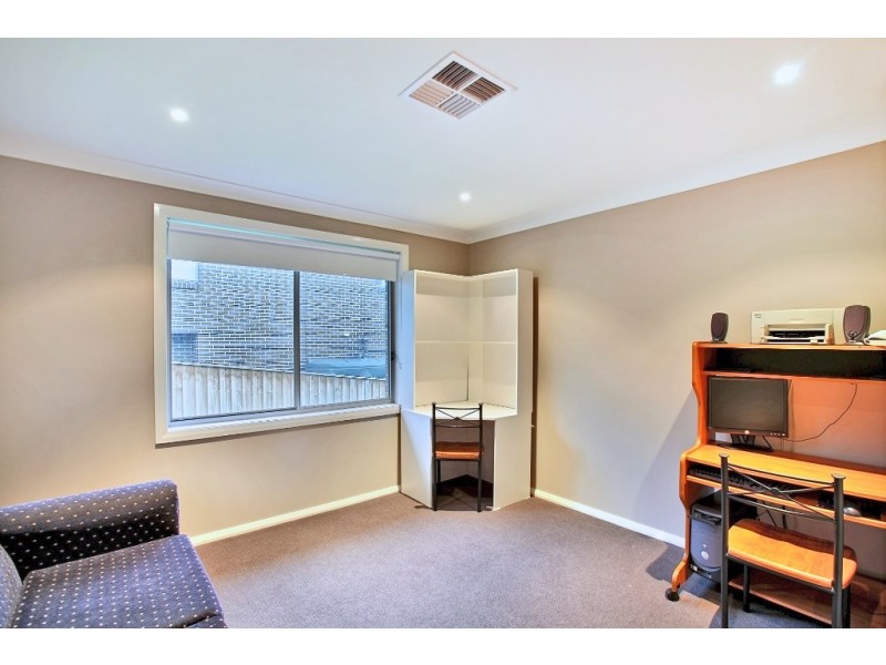 11 Robertson Way, Camden Park NSW 2570