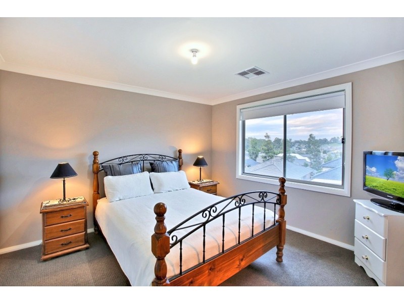 11 Robertson Way, Camden Park NSW 2570
