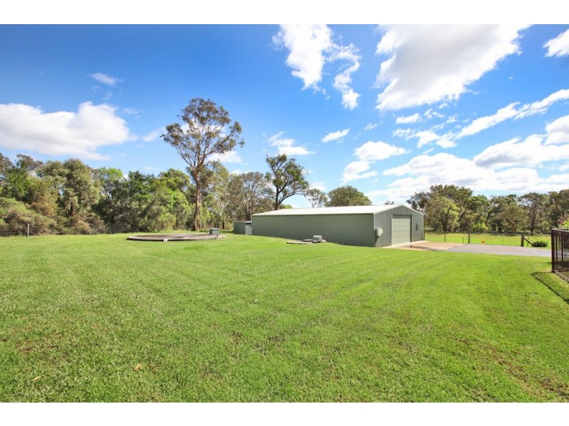 205 Nightingale Road, Pheasants Nest NSW 2574