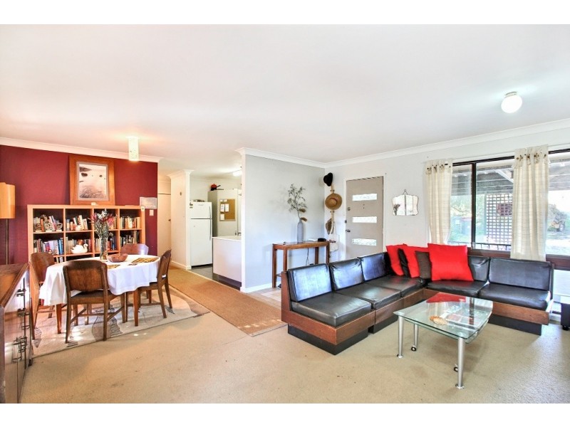 15 Wild Street, Picton NSW 2571