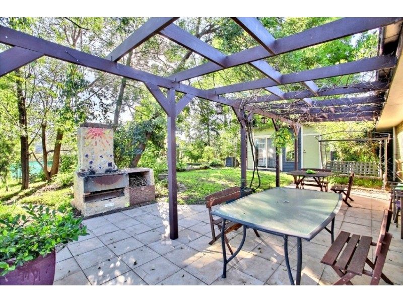 15 Wild Street, Picton NSW 2571