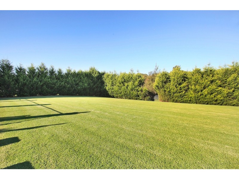 10 Davies Place, Picton NSW 2571