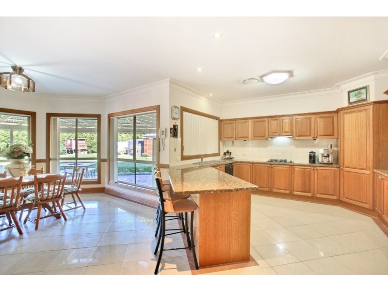 10 Davies Place, Picton NSW 2571