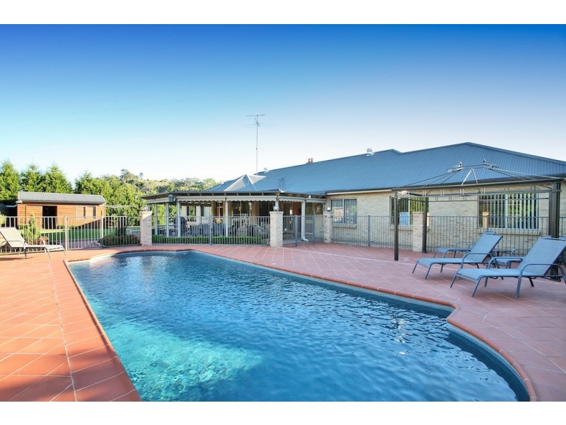 10 Davies Place, Picton NSW 2571