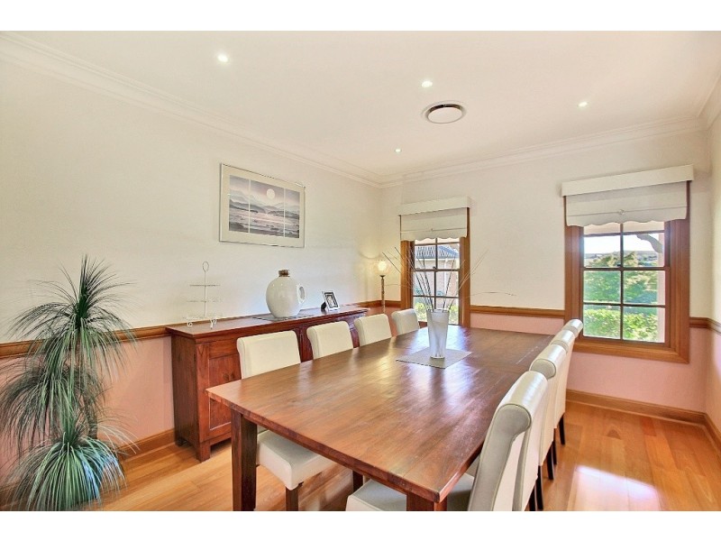 10 Davies Place, Picton NSW 2571