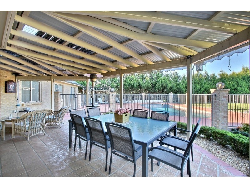 10 Davies Place, Picton NSW 2571
